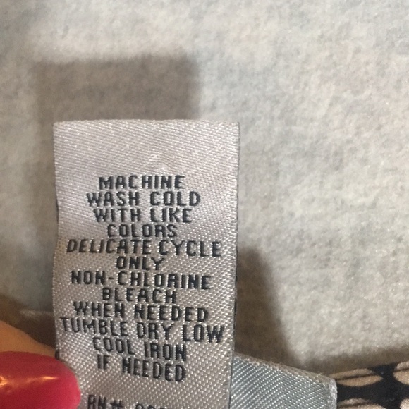 CATHERINE’S Easy Wear Easy Care Flowy A-Line Flutter Sleeves Button Up Shirt - Picture 14 of 14